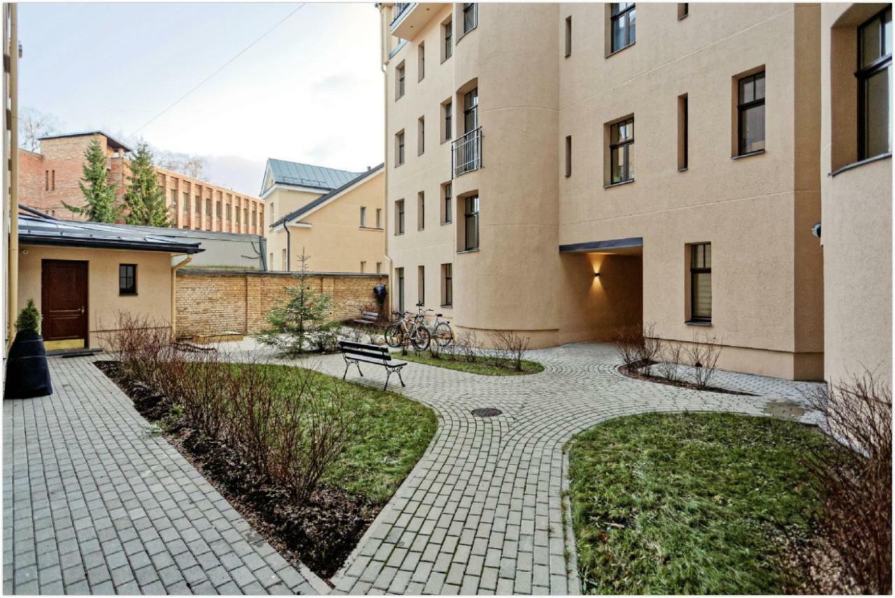 Residential In Near Agenskalna Quarter. Appartamento